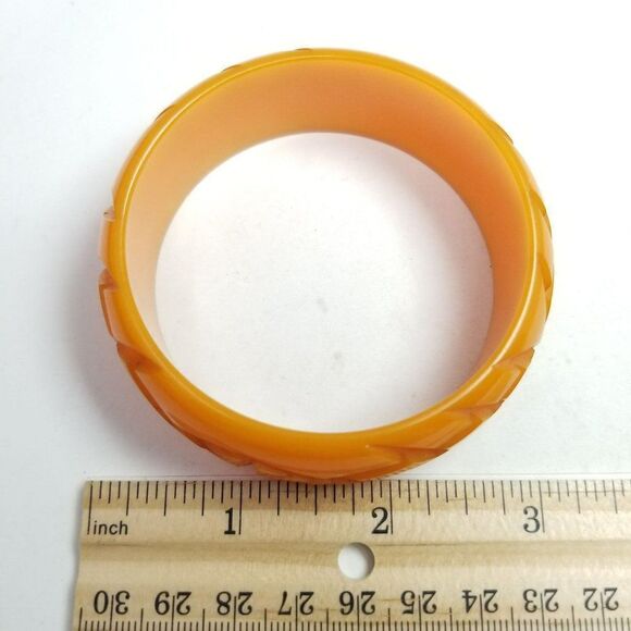 Vintage Carved Butterscotch Yellow Orange Plastic Wide Bangle Bracelet 60s 70s - Picture 5 of 7